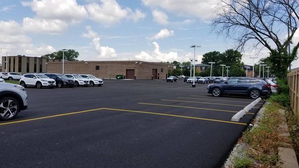 Auto Dealer / Service Facility: 6420 Joliet Rd, Countryside, IL 60525